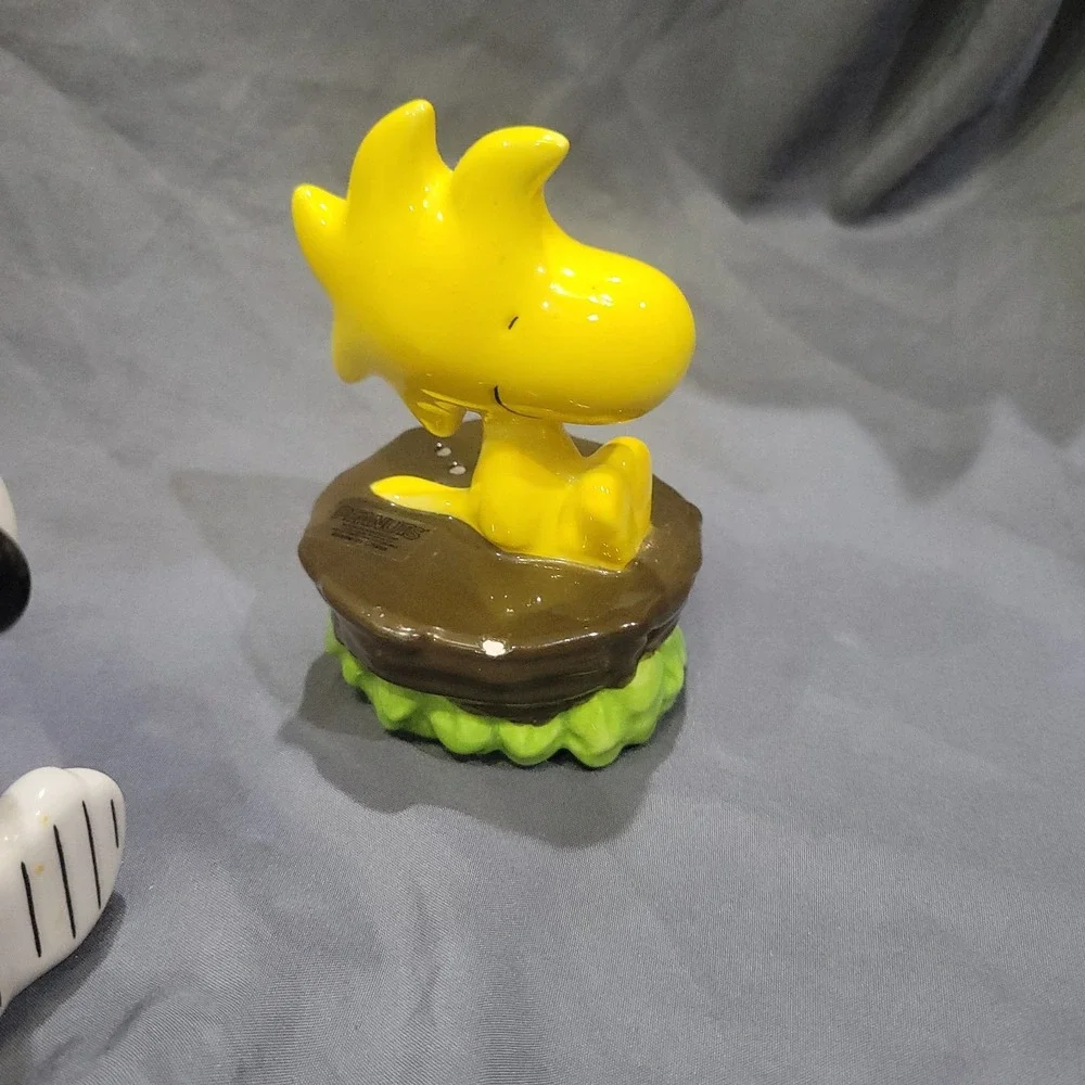 Peanuts Snoopy & Woodstock Salt & Pepper Shaker Set 4.25